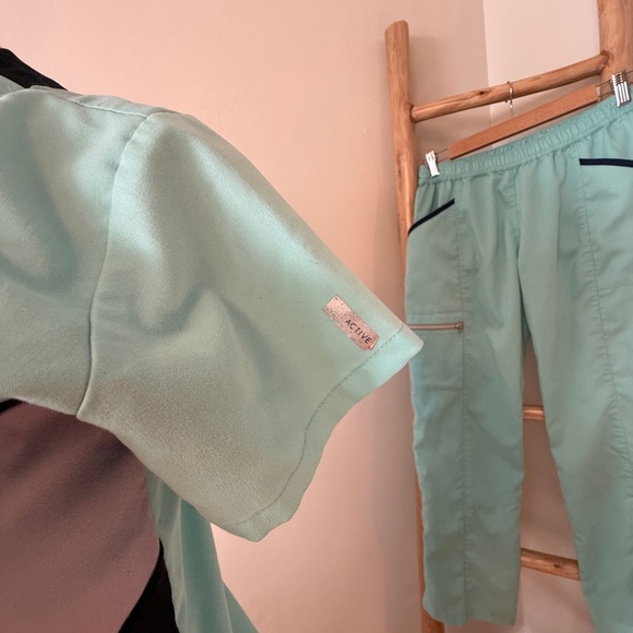 Grey's Anatomy By Barco Scrubs Set With Pants Green Black Small - Picture 8 of 11